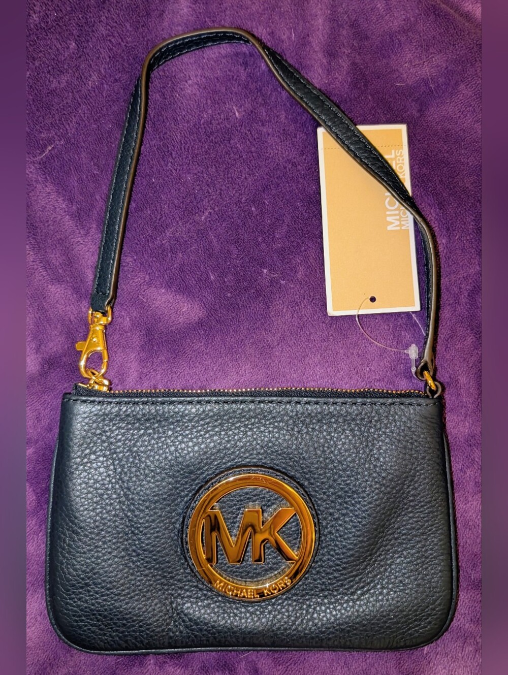 NWT Michael Kors Vintage Navy Blue Pebbled Leather Wristlet with Gold Logo